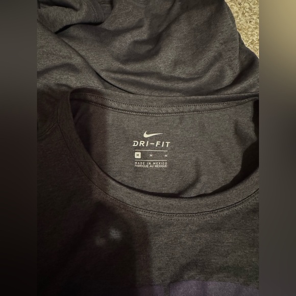 NWT Nike K-State Dri-Fit T-Shirt - Picture 3 of 3